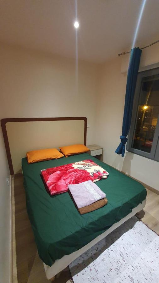 Hotel Le Privilege ลา คูร์เนิฟ ภายนอก รูปภาพ