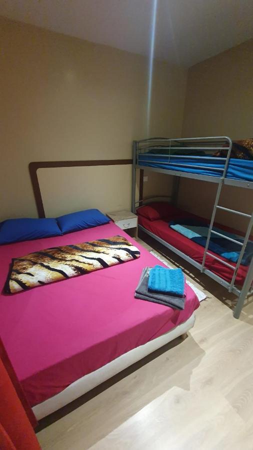 Hotel Le Privilege ลา คูร์เนิฟ ภายนอก รูปภาพ